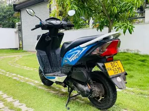 Honda Dio 2015 Motorbike (Used)