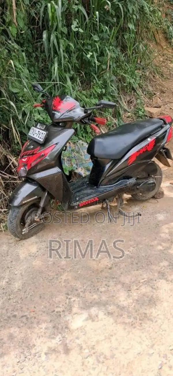 Honda Dio 2012 Motorbike (Used)