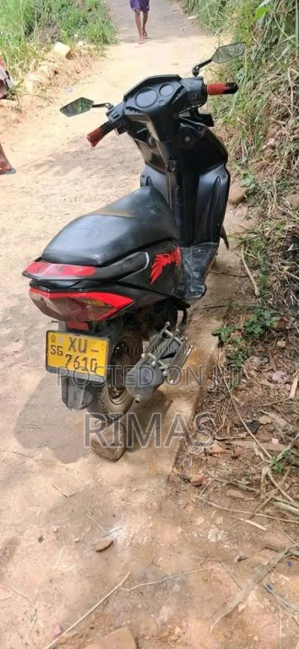 Honda Dio 2012 Motorbike (Used)