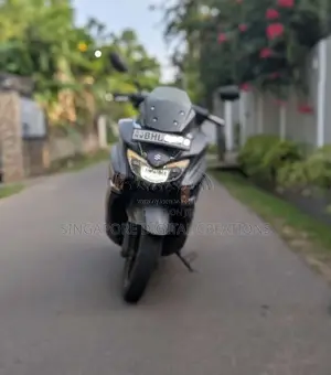 Suzuki BURGMAN 2018 Motorbike (Used)