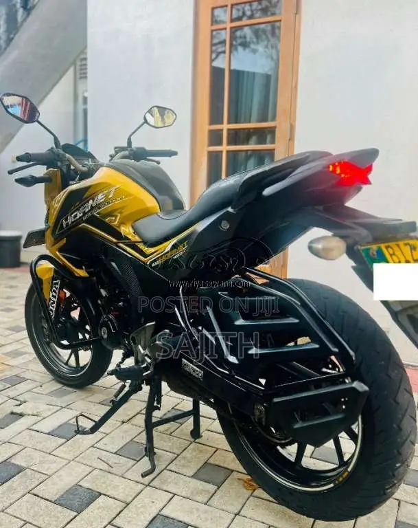 Honda Hornet CB160R Special Edition 2019 Motorbike (Used)