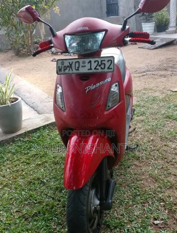 Hero Pleasure 2012 Motorbike (Used)