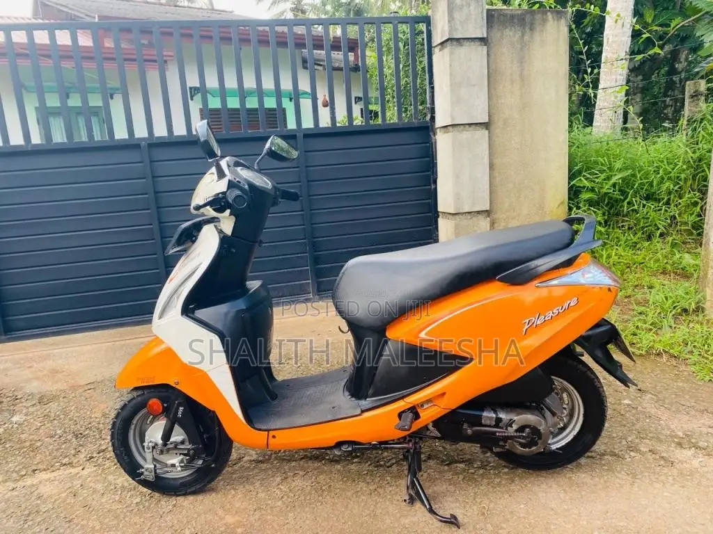 Hero Pleasure 2014 Motorbike (Used)