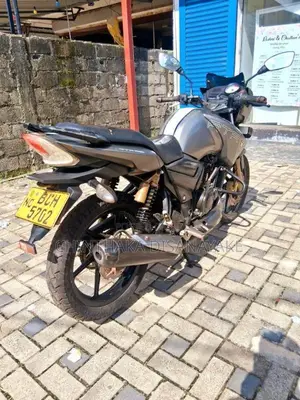 TVS Apache 180 2015 Motorbike (Used)