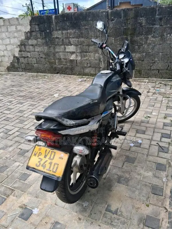 Bajaj Platina 2009 Motorbike (Used)