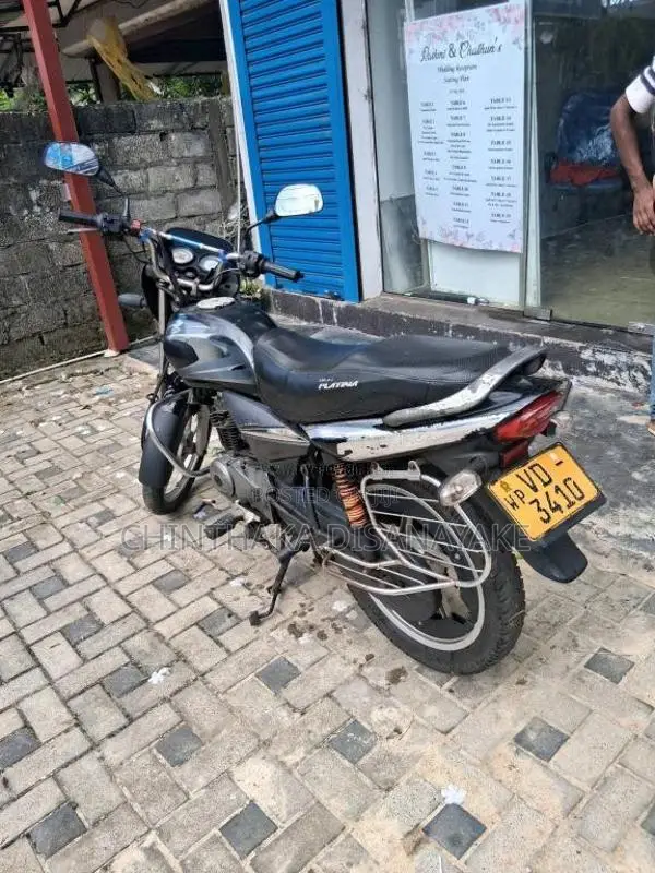 Bajaj Platina 2009 Motorbike (Used)