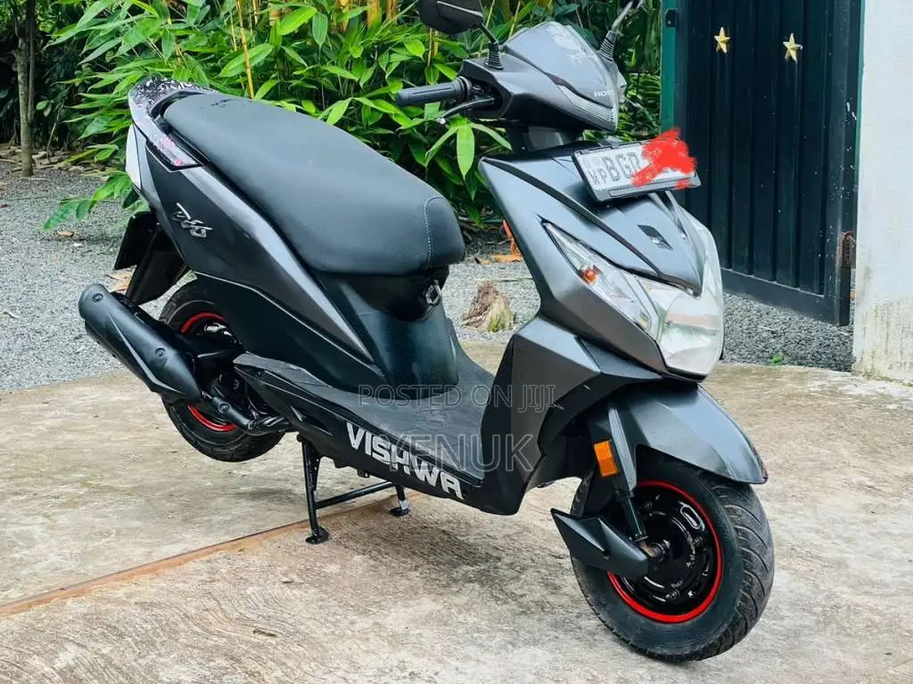 Honda Dio 2018 Motorbike (Used)