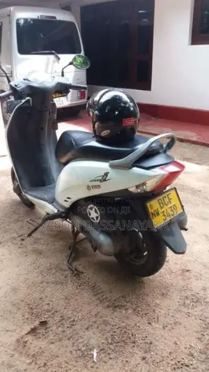 Honda Activa 2014 Motorbike (Used)