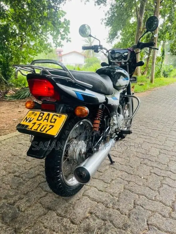 Bajaj CT-100 2013 Motorbike (Used)