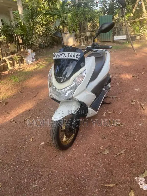 Honda PCX 2013 Motorbike (Used)