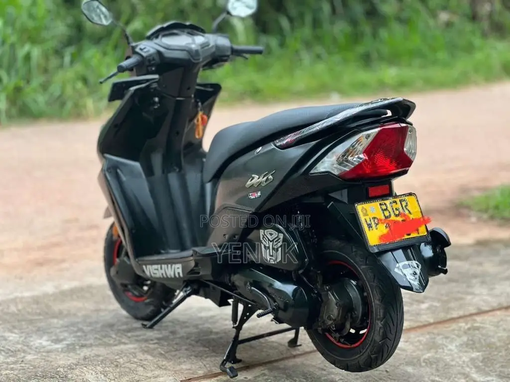 Honda Dio 2018 Motorbike (Used)