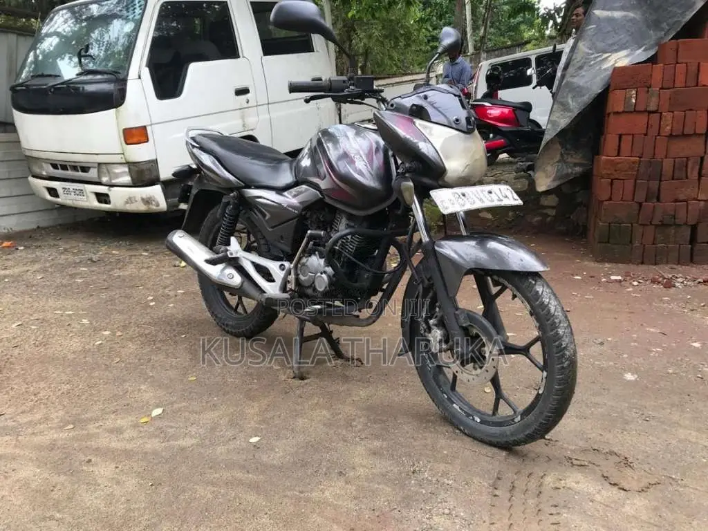 Bajaj Discover 125 2015 Motorbike (Used)