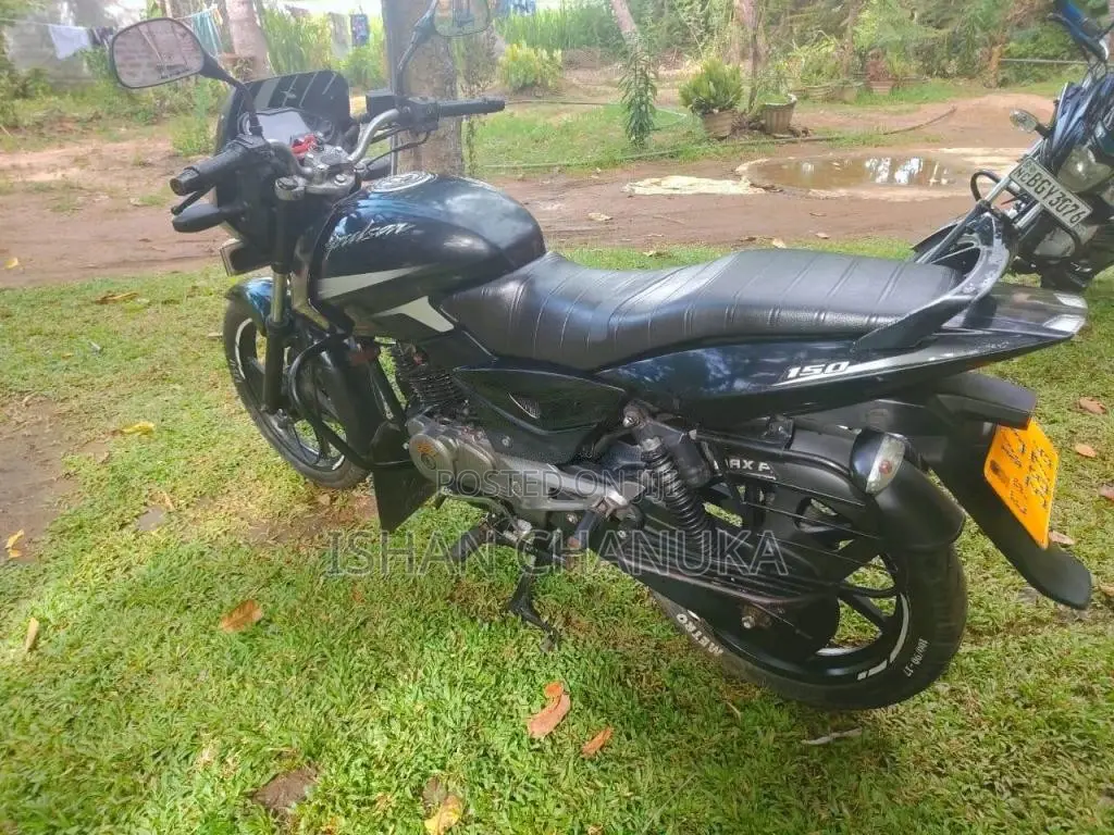 Bajaj Pulsar 2010 Motorbike (Used)