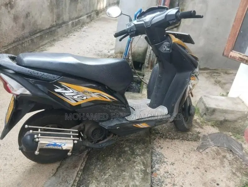 Honda Dio 2019 Motorbike (Used)