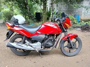 Hero-Honda CBZ 2007 Motorbike (Used)