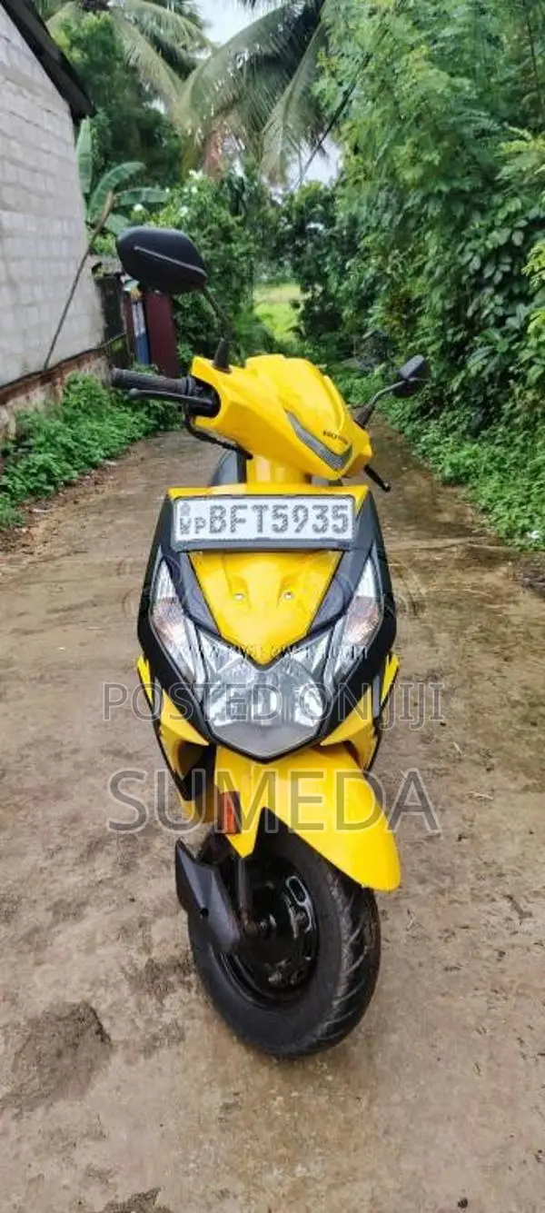 Honda Dio 2017 Motorbike (Used)