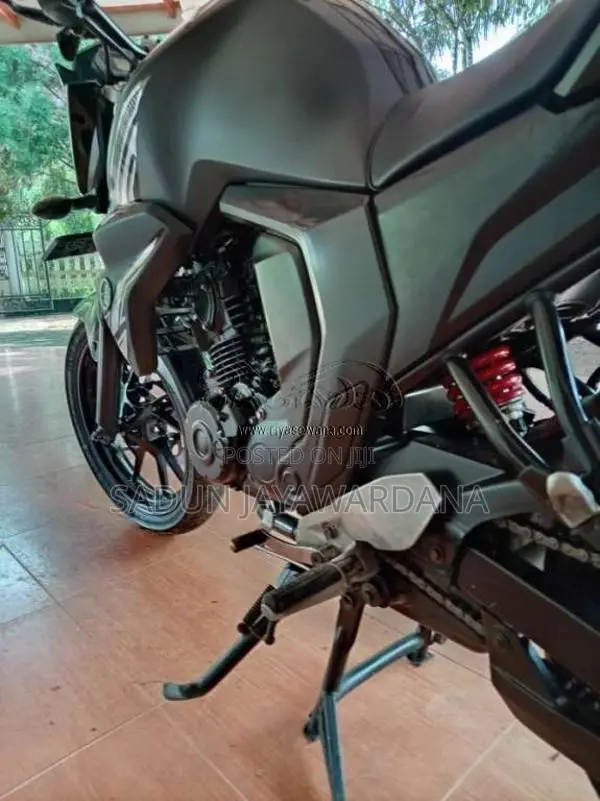 Yamaha FZ 2019 Motorbike (Used)