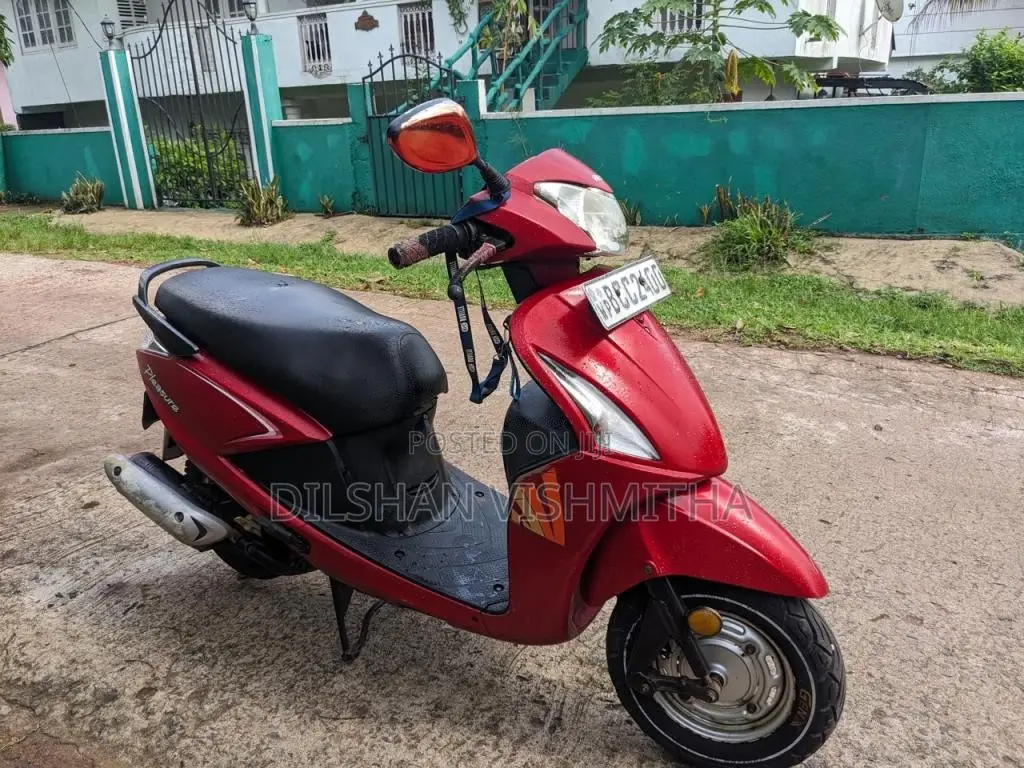 Hero Pleasure 2015 Motorbike (Used)