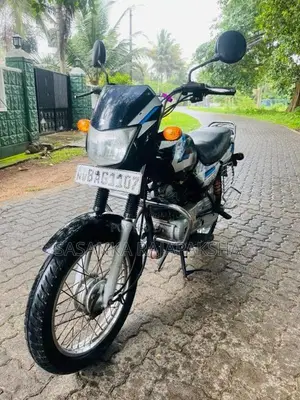 Bajaj CT-100 2013 Motorbike (Used)