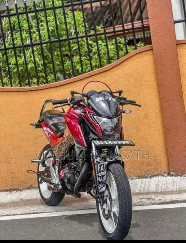 Honda Hornet 2016 Motorbike (Used)
