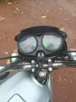 Bajaj Boxer 2003 Motorbike (Used)