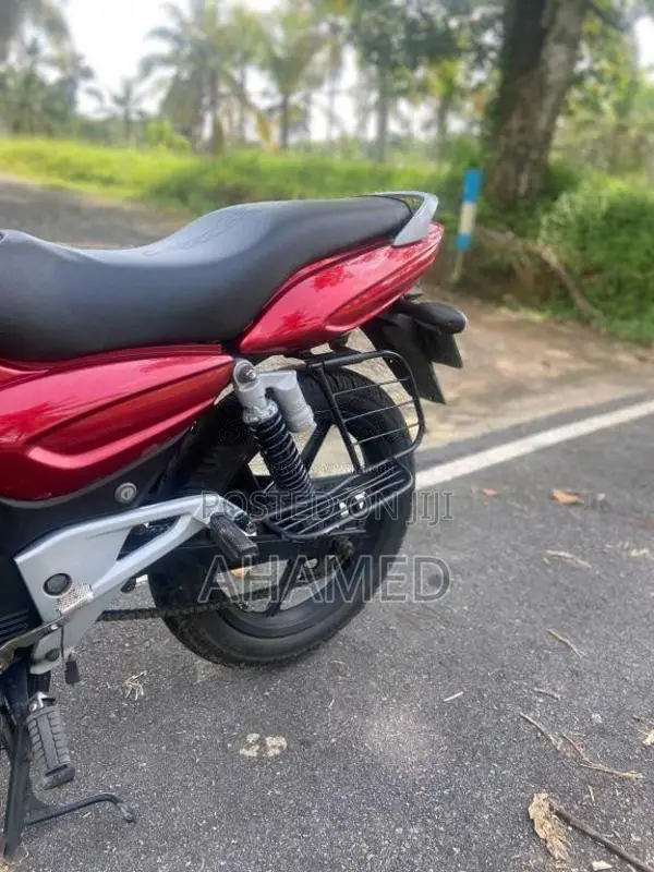 Bajaj Pulsar 180 2006 Motorbike (Used)