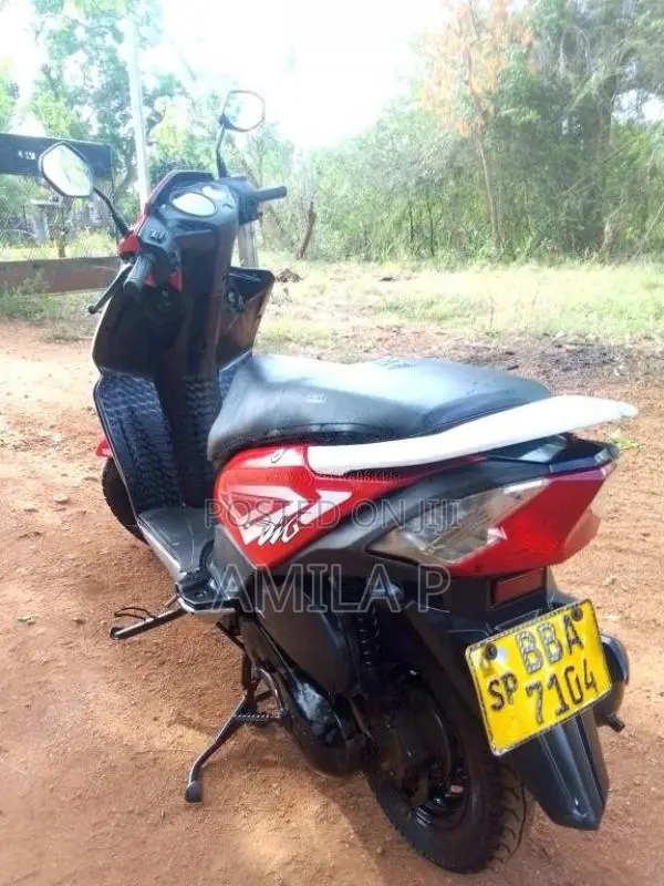 Honda Dio 2013 Motorbike (Used)