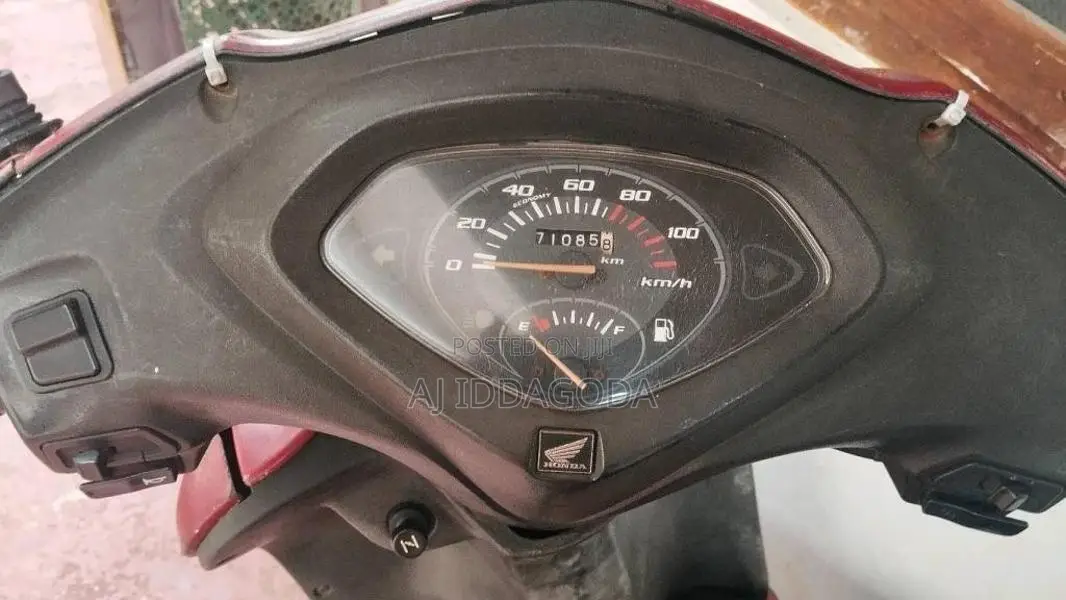 Honda ACTIVA 2012 Motorbike (Used)