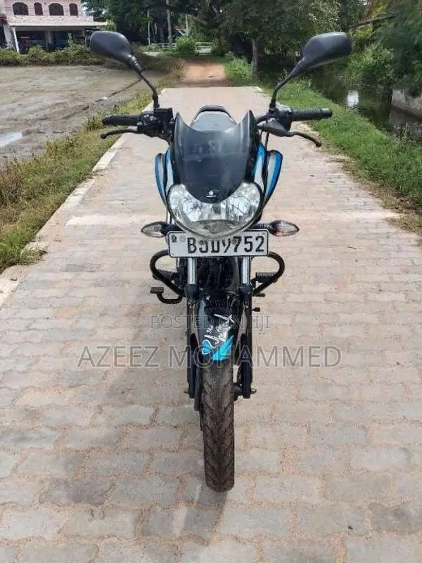 Bajaj Discover 125 2023 Motorbike (Used)