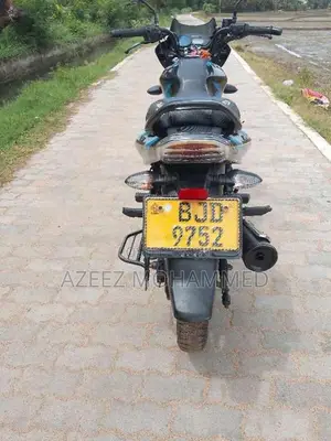 Bajaj Discover 125 2023 Motorbike (Used)