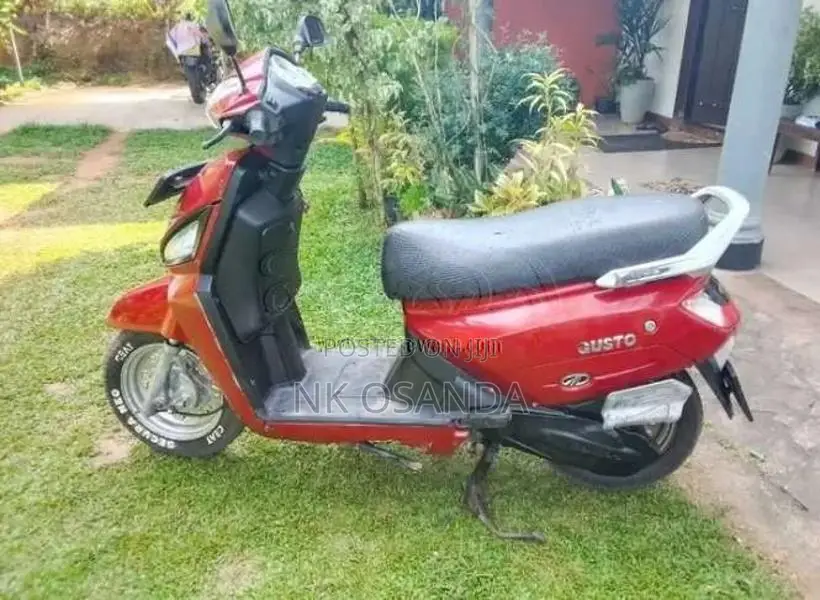 Mahindra Gusto 2015 Motorbike (Used)