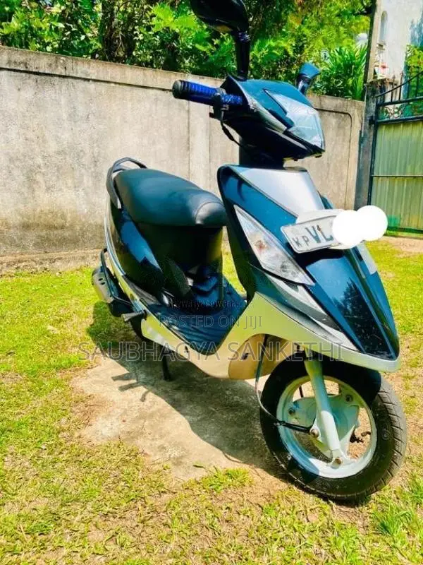 TVS Scooty Streak 2009 Motorbike (Used)