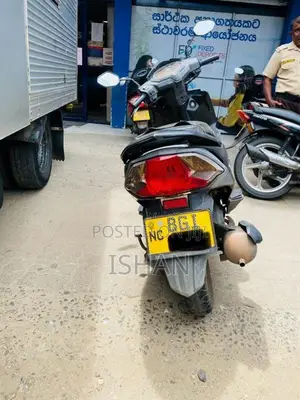 Honda Dio 2018 Motorbike (Used)