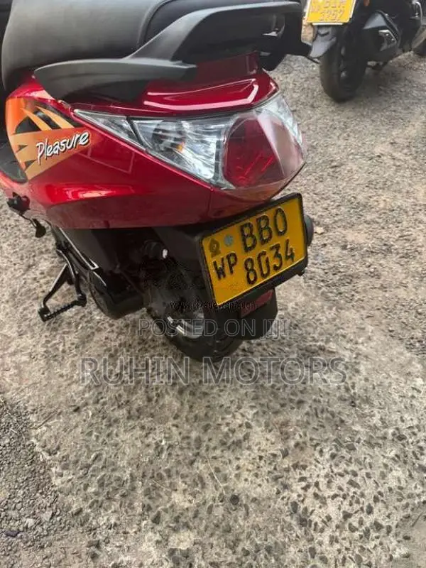 Hero Pleasure 2014 Motorbike (Used)