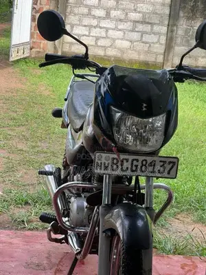 Bajaj CT-100 2015 Motorbike (Used)