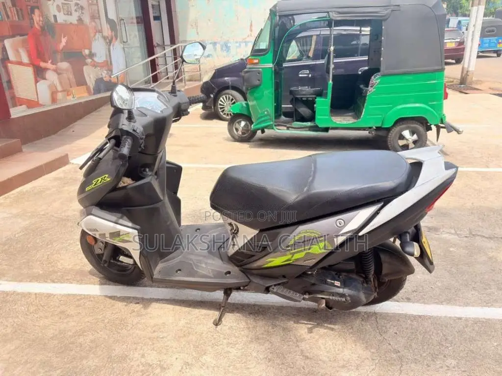 Yamaha Ray ZR 2018 Motorbike (Used)