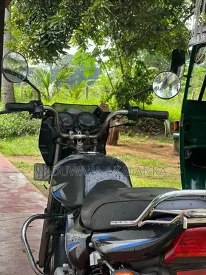 Bajaj CT-100 2015 Motorbike (Used)
