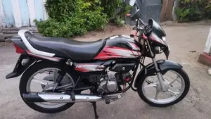 Hero Hf Deluxe 2016 Motorbike (Used)