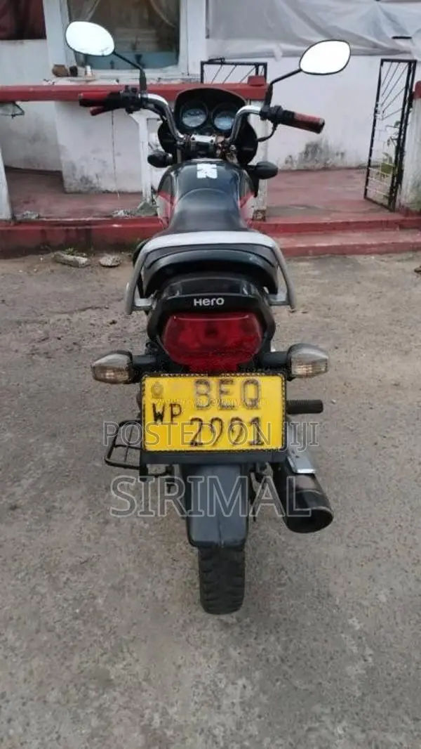 Hero Hf Deluxe 2016 Motorbike (Used)