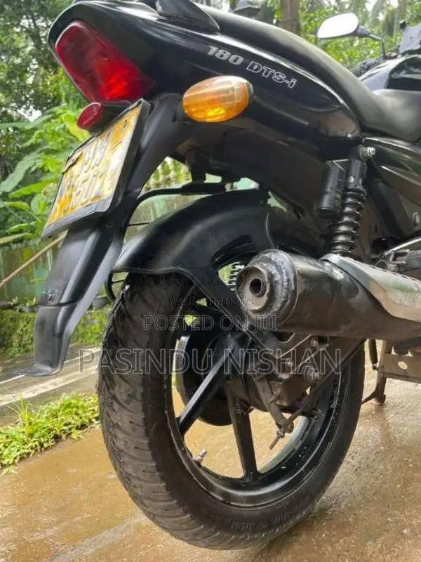 Bajaj Pulsar 180 2006 Motorbike (Used)