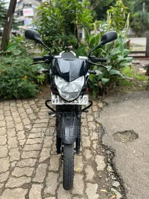 Bajaj Pulsar 2011 Motorbike (Used)