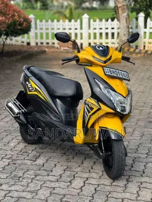Honda Dio 2019 Motorbike (Used)