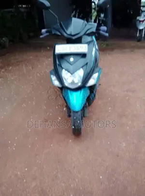 Yamaha Ray Zr 2017 Motorbike (Used)