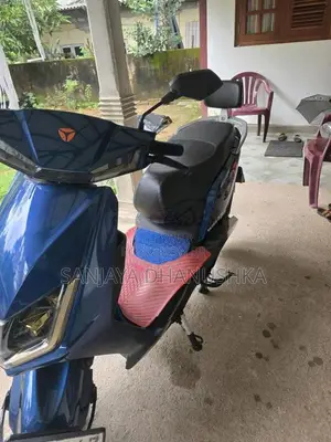 Yadea T5 2024 Motorbike (Used)