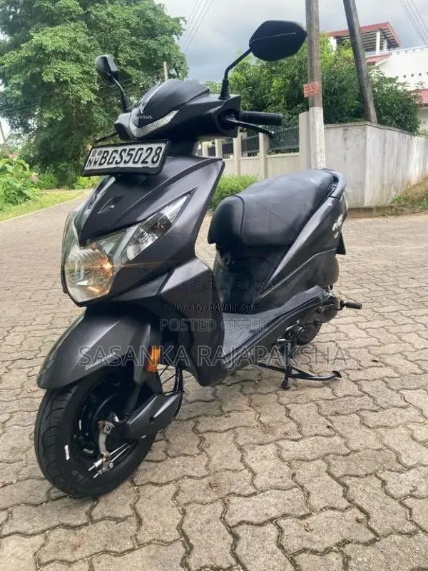 Honda Dio 2018 Motorbike (Used)