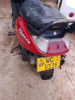 Hero Pleasure 2010 Motorbike (Used)