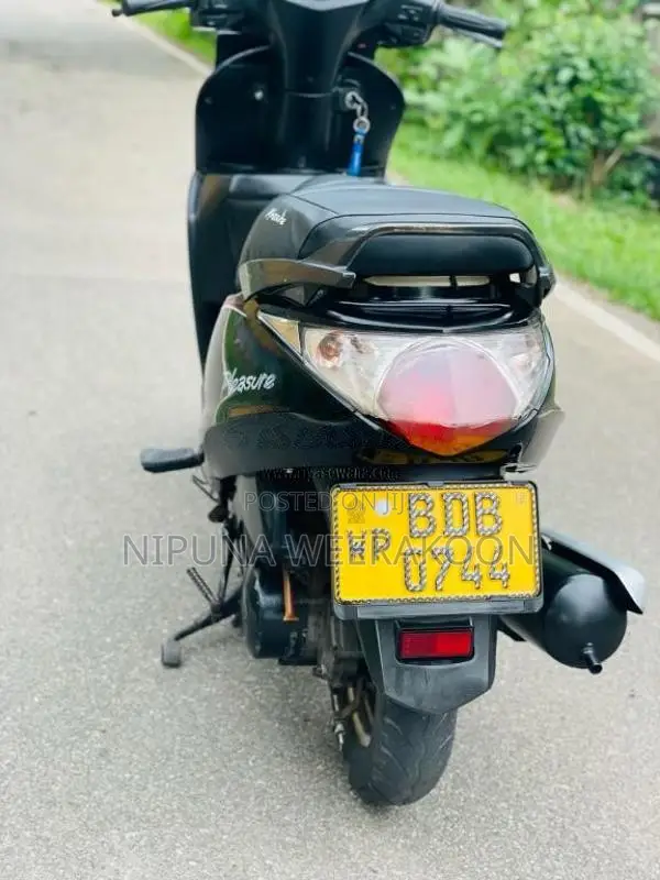 Hero Pleasure 2016 Motorbike (Used)