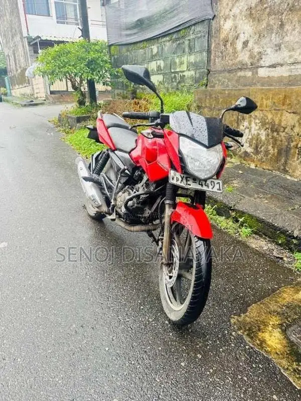 Bajaj Pulsar 135 LS 2012 Motorbike (Used)