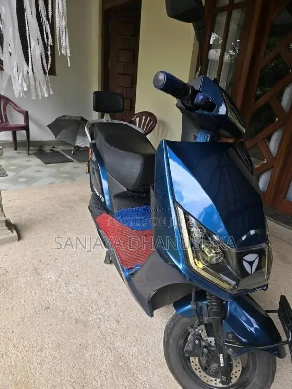 Yadea T5 2024 Motorbike (Used)