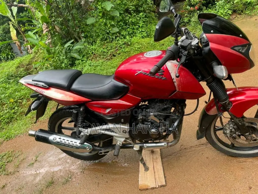 Bajaj Pulsar 180 2010 Motorbike (Used)